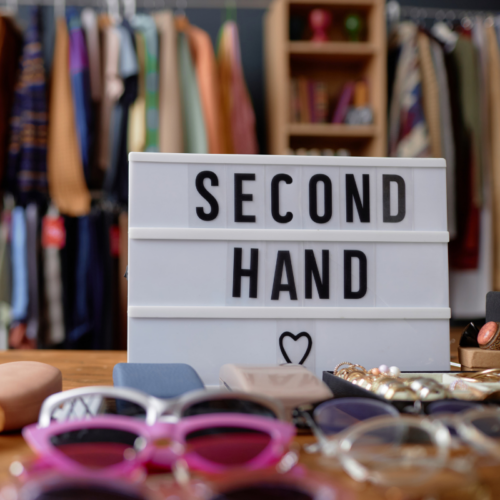 600ml Colour-Changing Bottles Universal Frequencies (Blue)